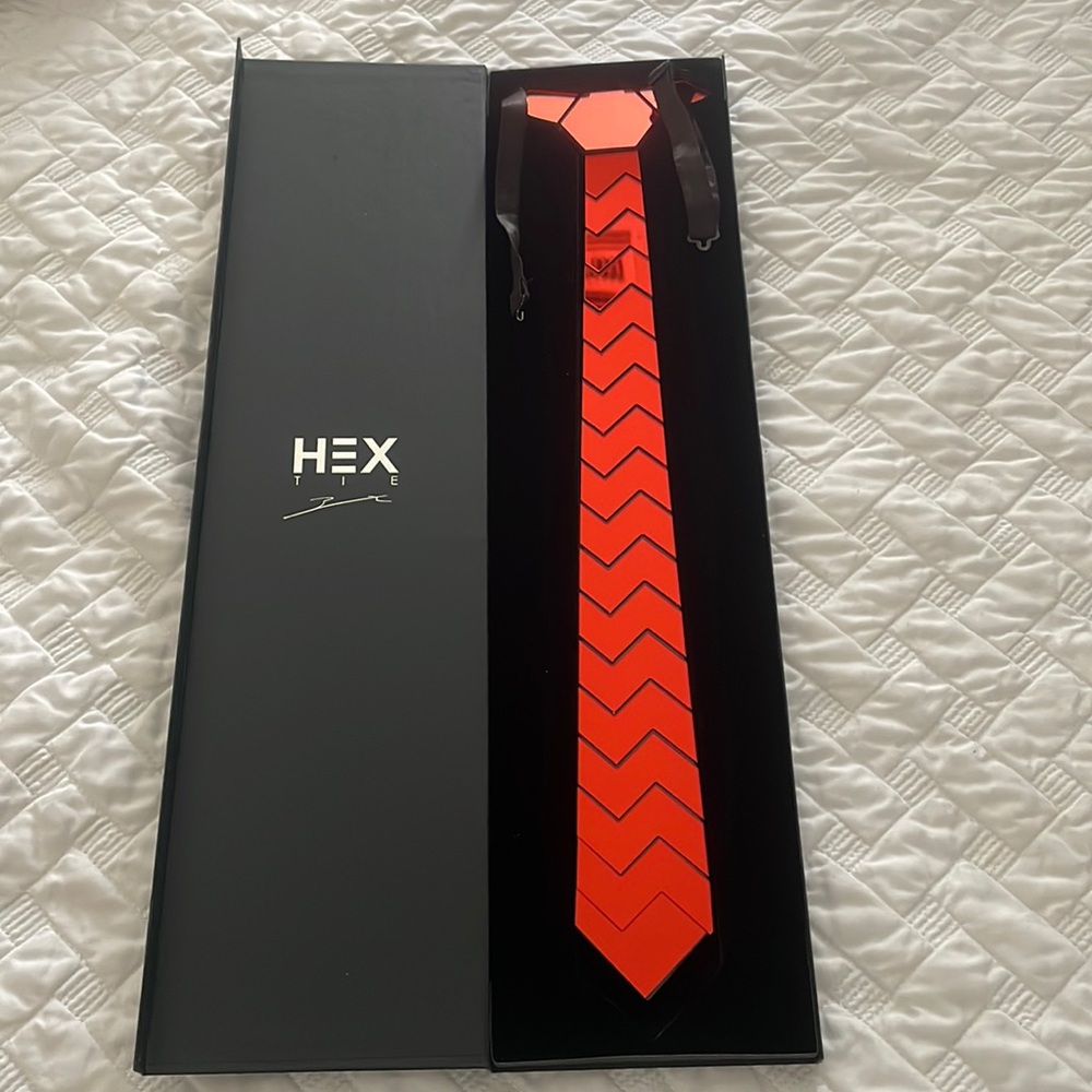 HEX TIE
